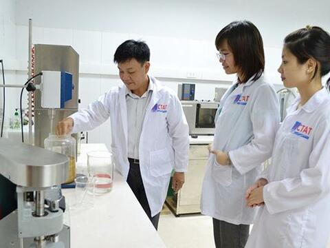 Viện Dầu khí Việt Nam nhận bằng độc quyền sáng chế metanol