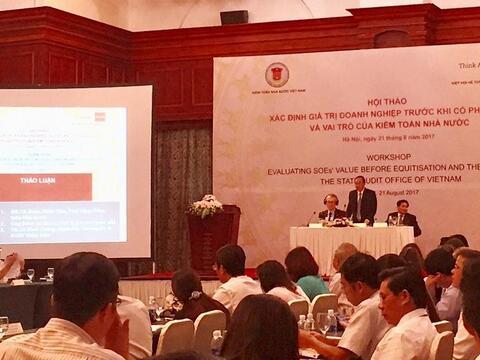 Khắc phục lỗ hổng về xác định giá trị doanh nghiệp trong CPH