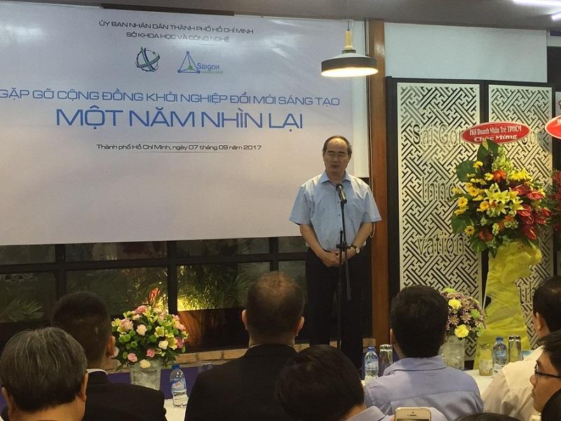 Ủy viên Bộ Chính trị, Bí thư Thành ủy TP. Hồ Chí Minh - Nguyễn Thiện Nhân phát biểu tại cộng đồng SIHUB. Ảnh: Hữu Thông